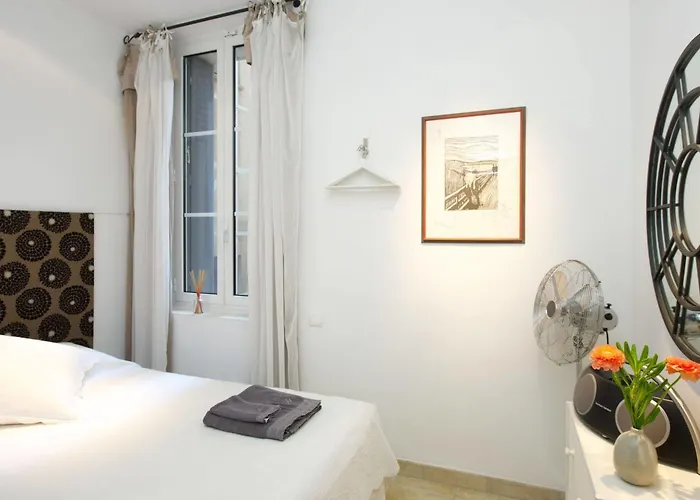 Rue Sade فندق مبيت وإفطار أنتيب