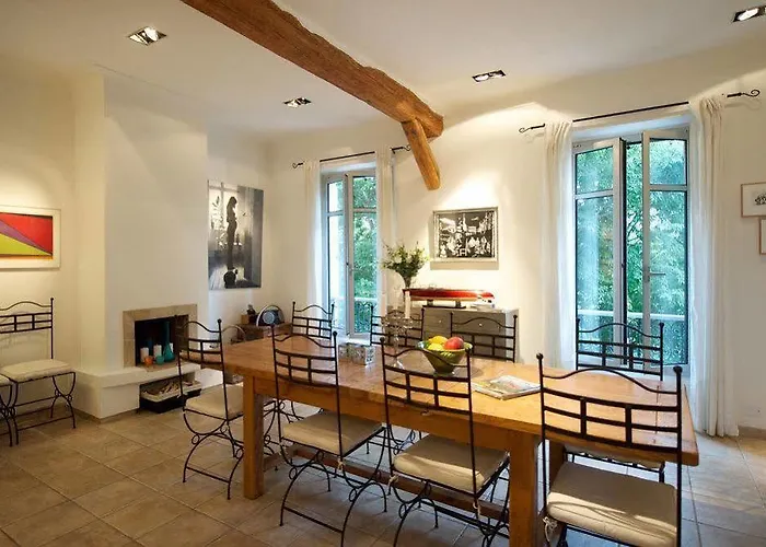 Rue Sade 2* أنتيب