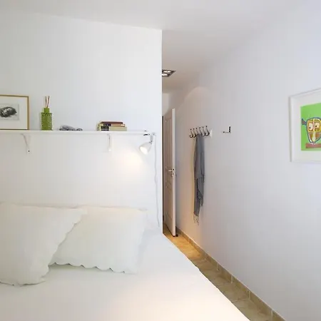 Rue Sade Bed & Breakfast 2*