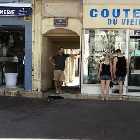 Couette-café Rue Sade Antibes