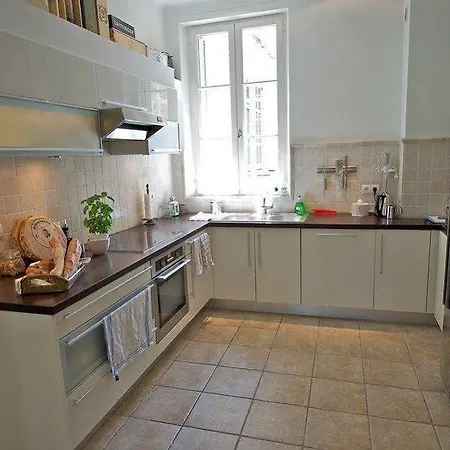 Rue Sade Bed & Breakfast