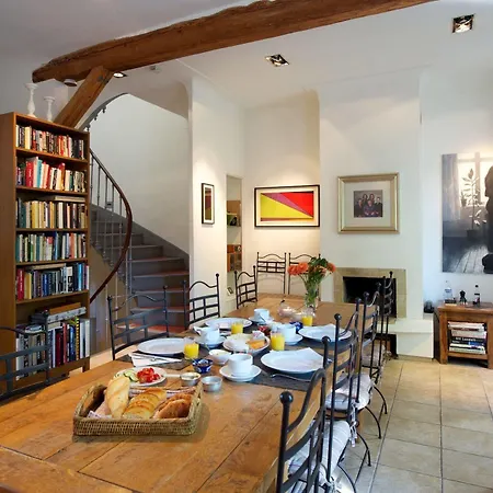 Bed & Breakfast Rue Sade 2*