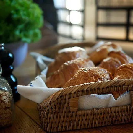 Bed & Breakfast Rue Sade Antibes